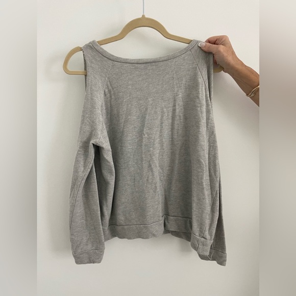 2 Medium Trendy Grey Soft Sweatshirts BUNDLE - Picture 8 of 8